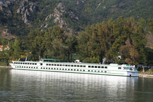 Donauschiff