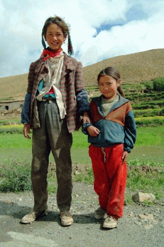102-6 Tibet, Kinder