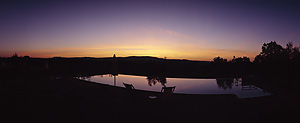 Italien Sonnenuntergang a Pool 02