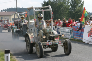 3876 OLDTIMER TRAKTOR TRAKTORRENNEN